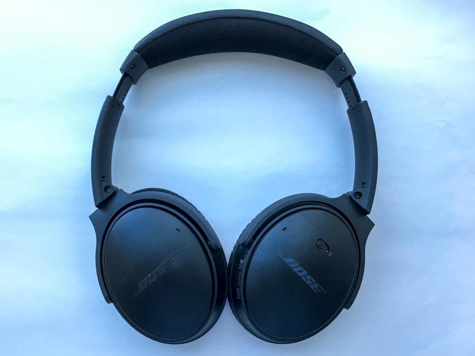 Front of Bose QC 35