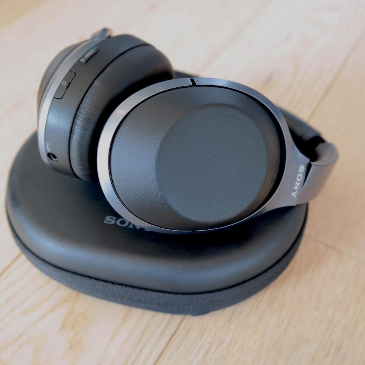 How To Connect Sony Bluetooth Headphones To Any Device Easily Headphonesty