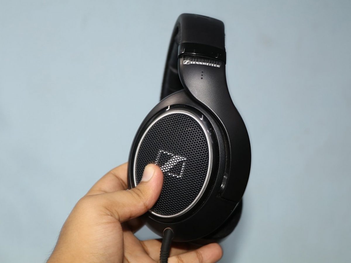 What Are The Pros And Cons Of The HD 598?
