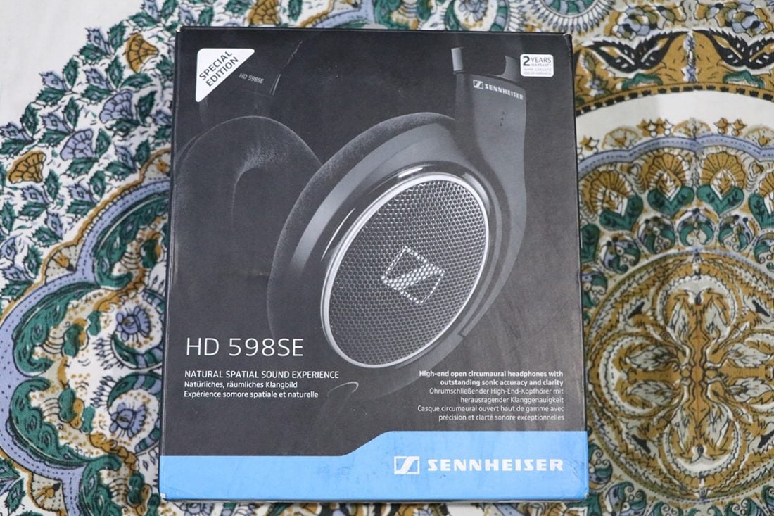 The box of the Sennheiser HD 598SE