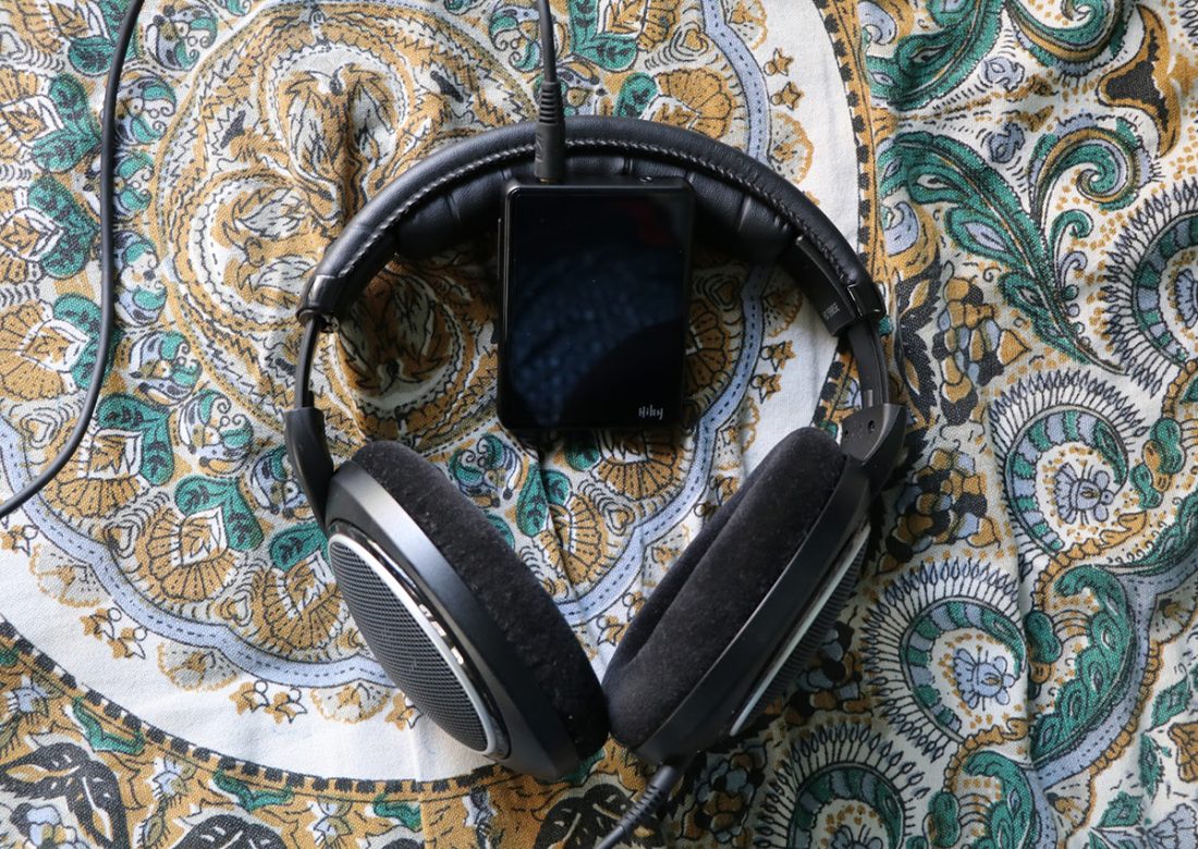 Sennheiser HD 598SE paired with the Hiby R3 