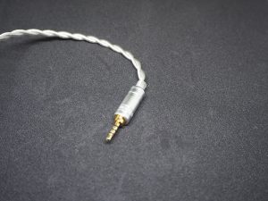 The stock cable is 2.5mm TRRS terminated