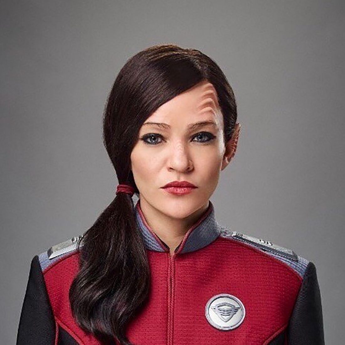 The distinctive and familiar forehead ridges of Talla Keyali on the Orville TV show from TVMaze.