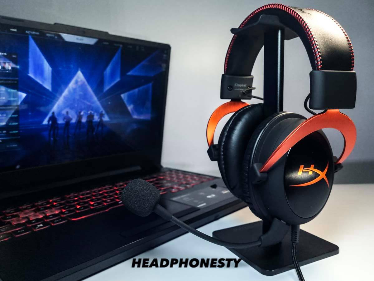 Gaming headset with Windows laptop