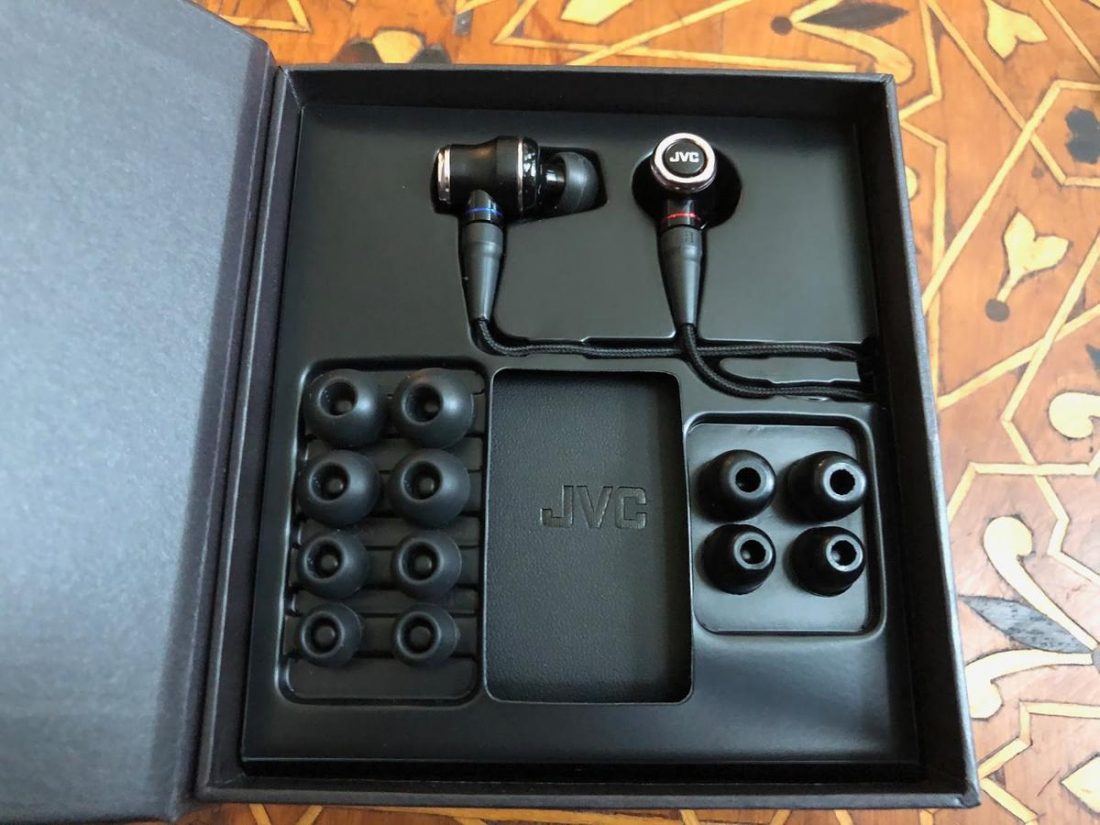 Review: JVC HA-FW01 - Would you, wood you, if you could? - Headphonesty
