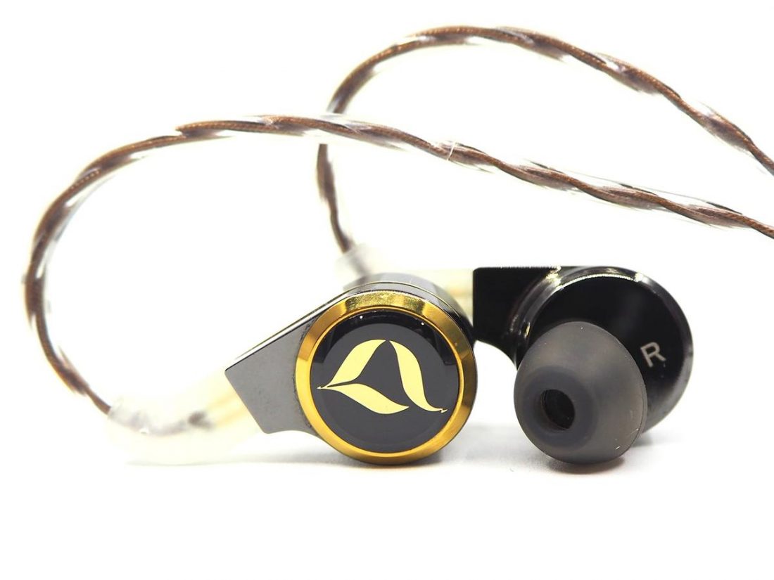 The cumulation of a decade of dynamic driver IEM work by Dita Audio: Dream XLS combines the best of all their releases with additional space and soundstage