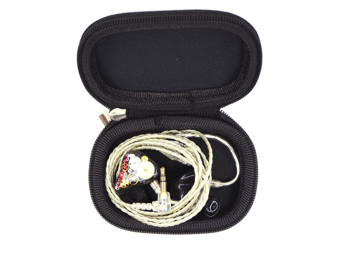 The stock cable and AV3 are stored in the case