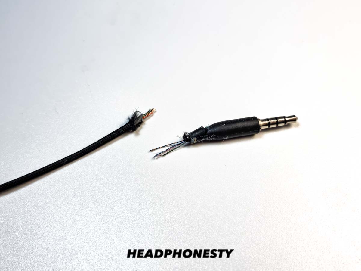 At forurene konsulent Inde Why Do I Hear Static in my Headphones: Quick Fixes for Different Devices