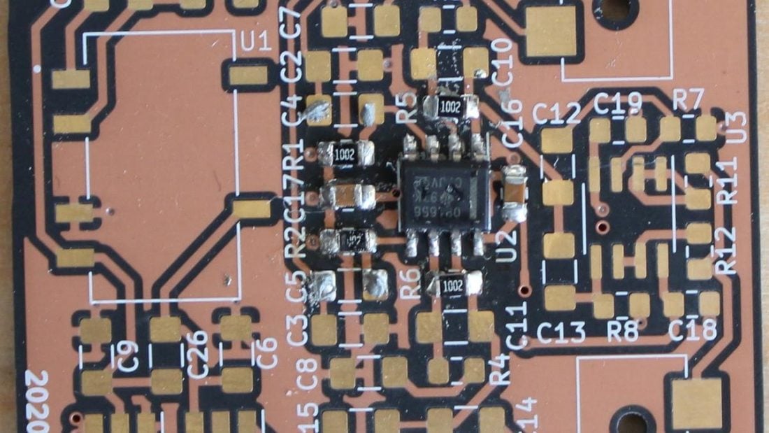 Resistors for U2 soldered on.