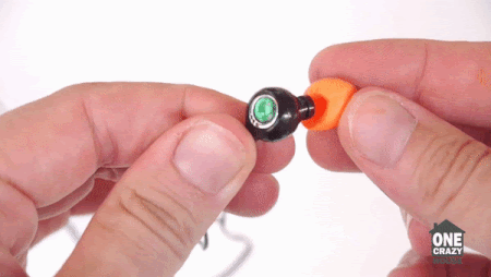 Placing earplug on earphone (From:OneCrazyHouse Youtube).