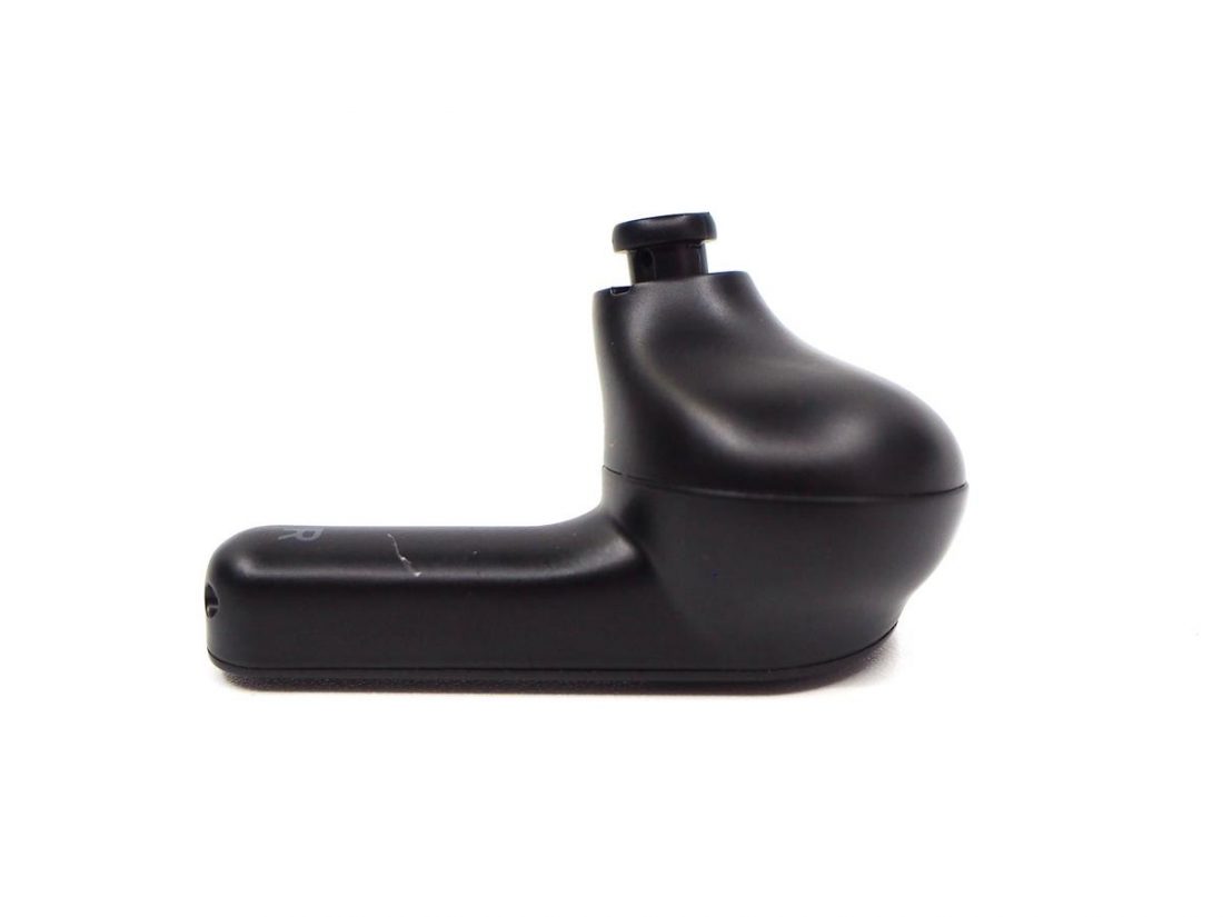 The short nozzle of EarFun Air, which is similar to other true wireless earbuds