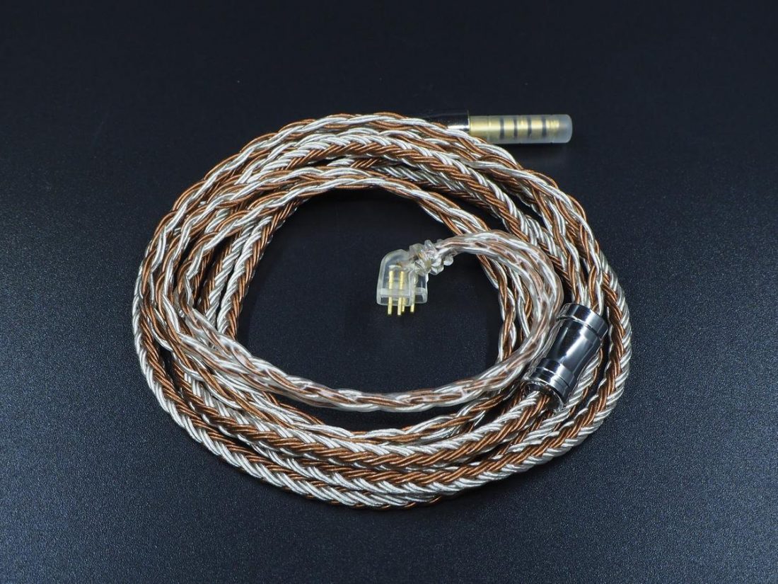 The stock cable of NiceHCK NX7 MK3