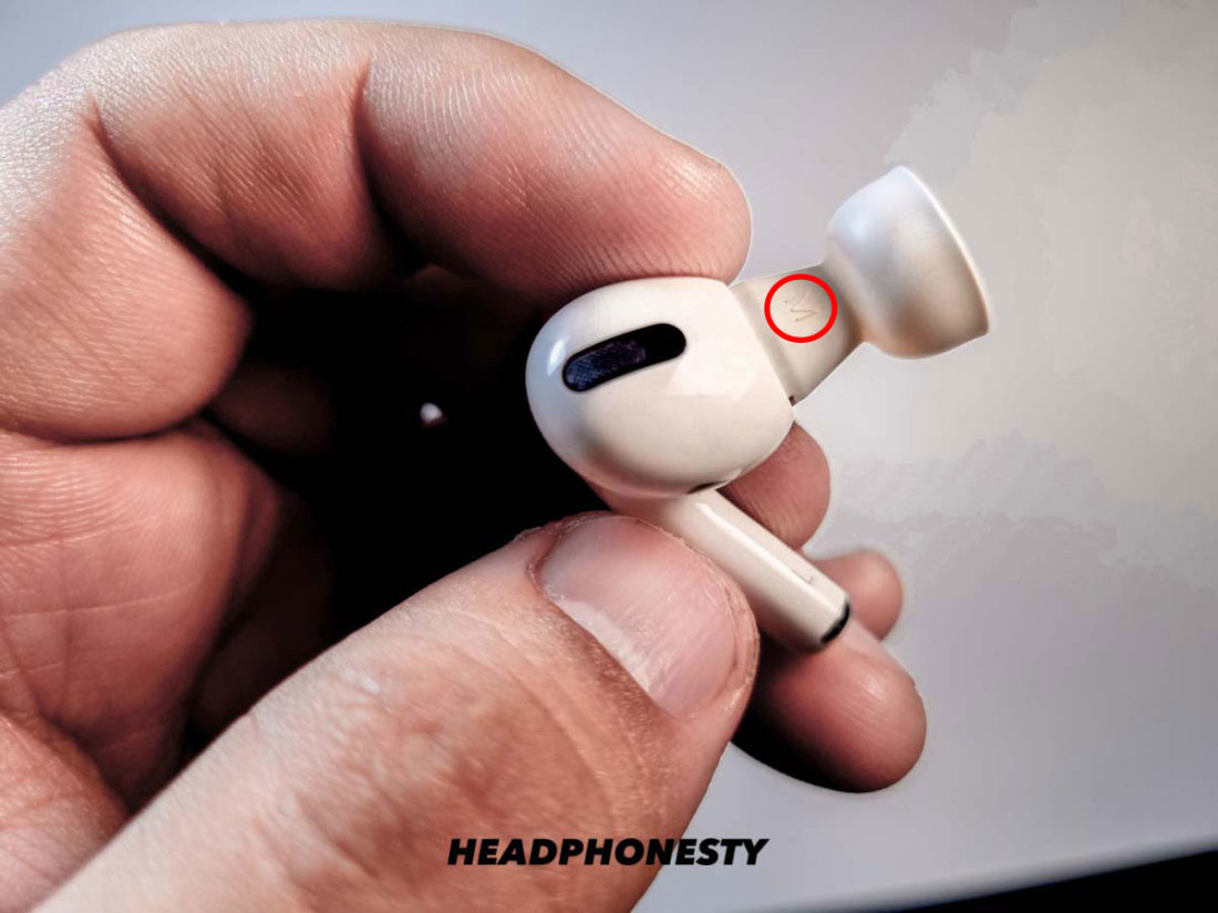 Size on AirPods tip