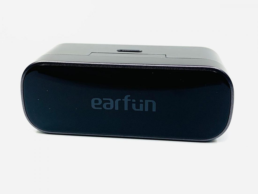 The charging case of EarFun Free Pro