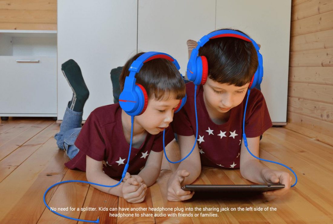 Easy sharing with iClever HS19 Kids Headphones (From: iClever)