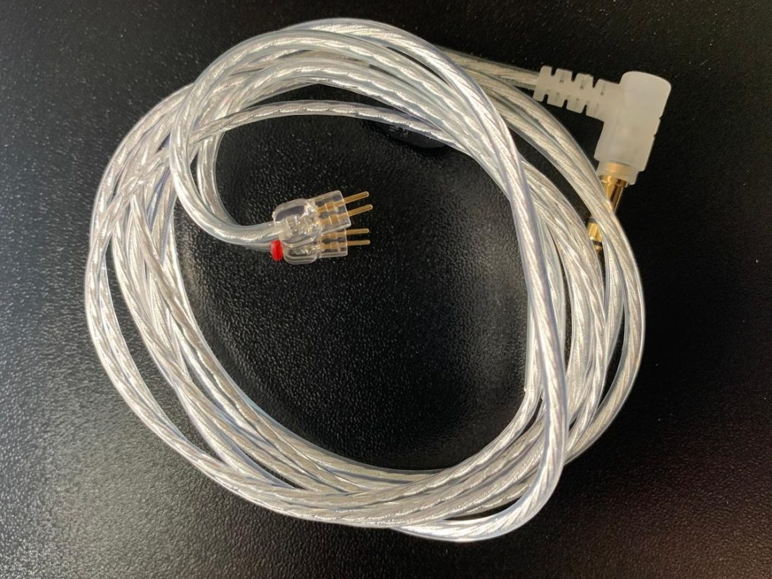 The stock cable provided by Moondrop
