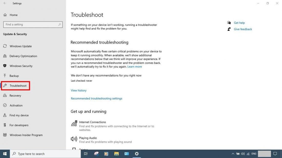 Update & Security window with Troubleshoot highlighted.