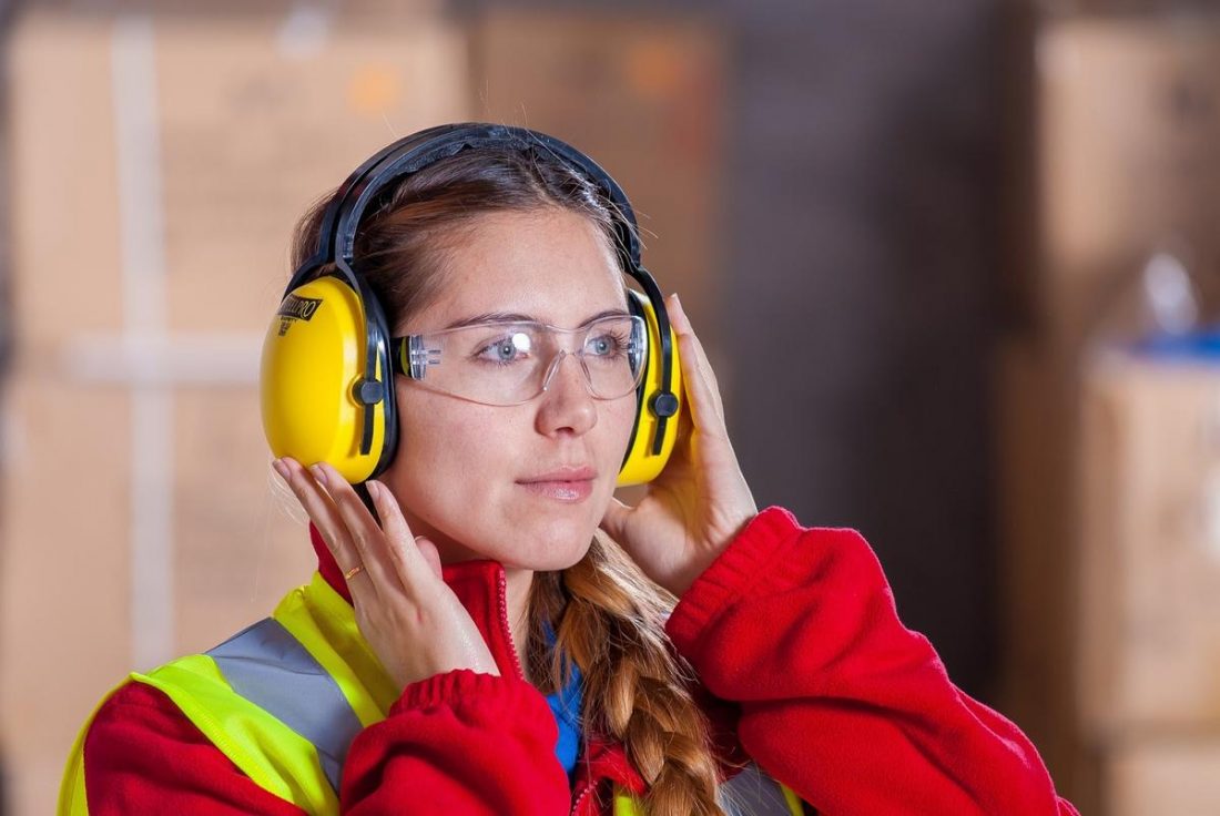 Woman wearing hearing protection (From:Pixabay).