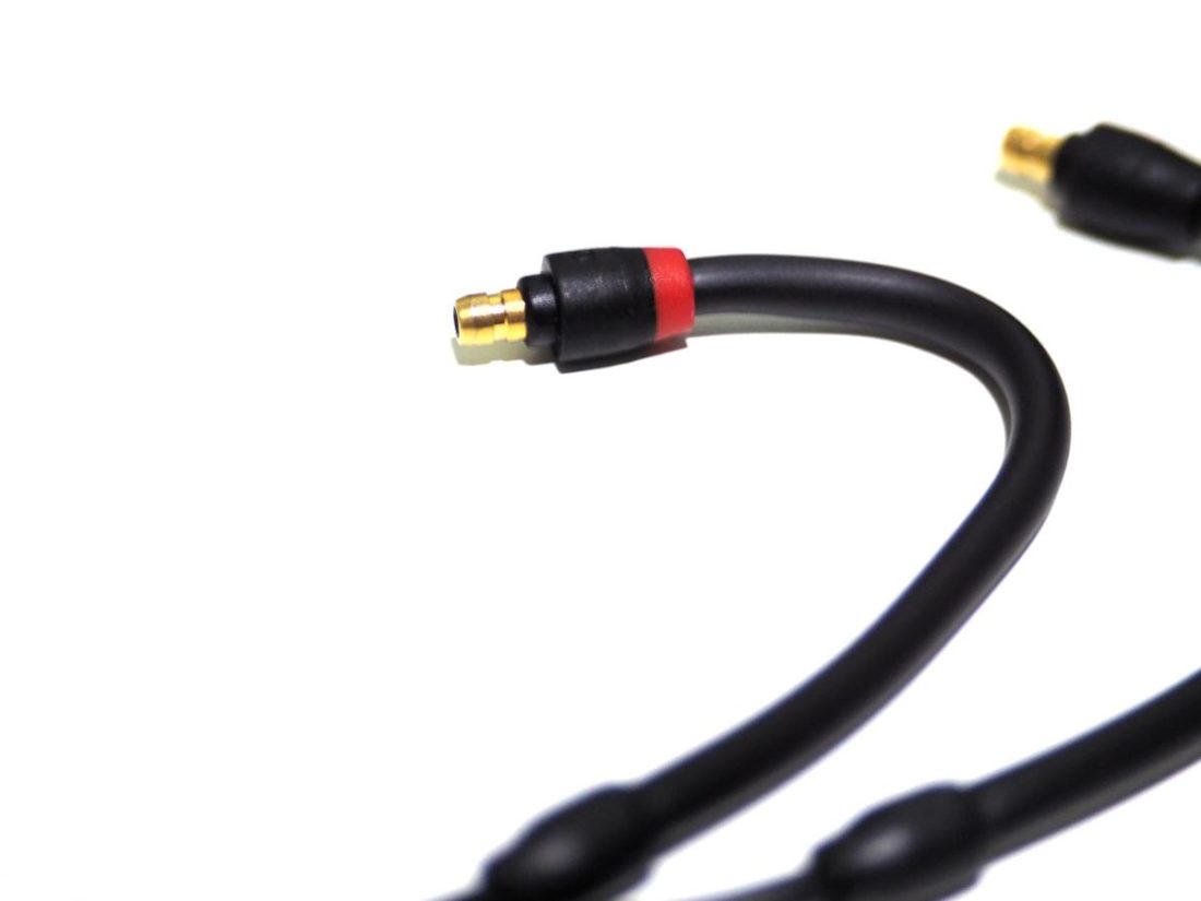 The IE 100 PRO utilize Pentaconn Ear connectors.