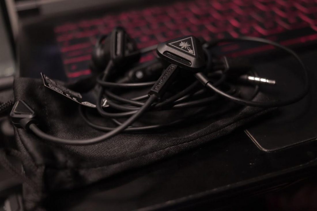 The cable of the Battle Buds is thick and tangle-free