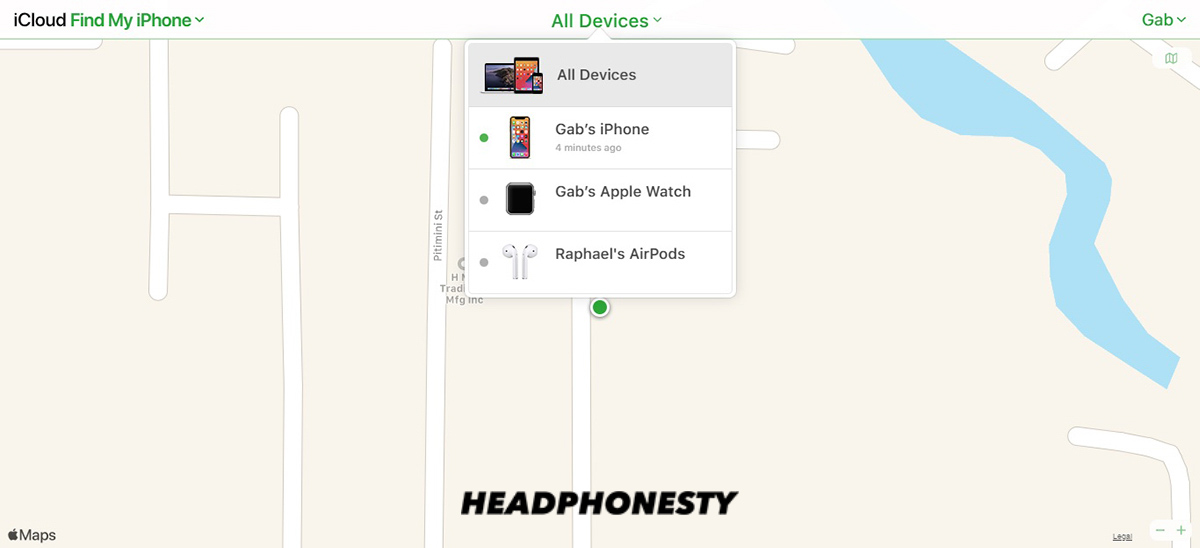 All Devices dropdown menu of Find My on iCloud
