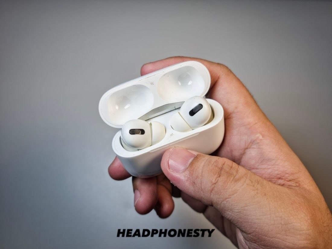 Lad os gøre det Drama Hassy How to Properly Reset Your AirPods and AirPods Pro in Under 5 Minutes -  Headphonesty