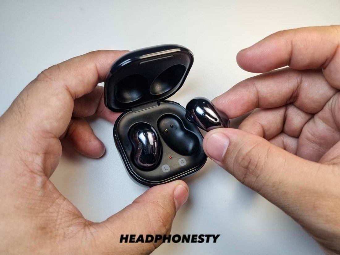 How to Pair Your Samsung Galaxy Buds With Different Devices