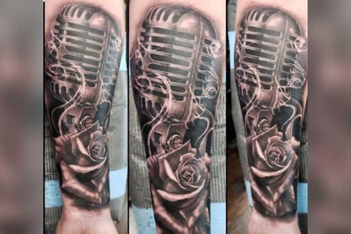 A full microphone sleeve tattoo. (From: Tattoodo/Chris Jansen Tattoo)