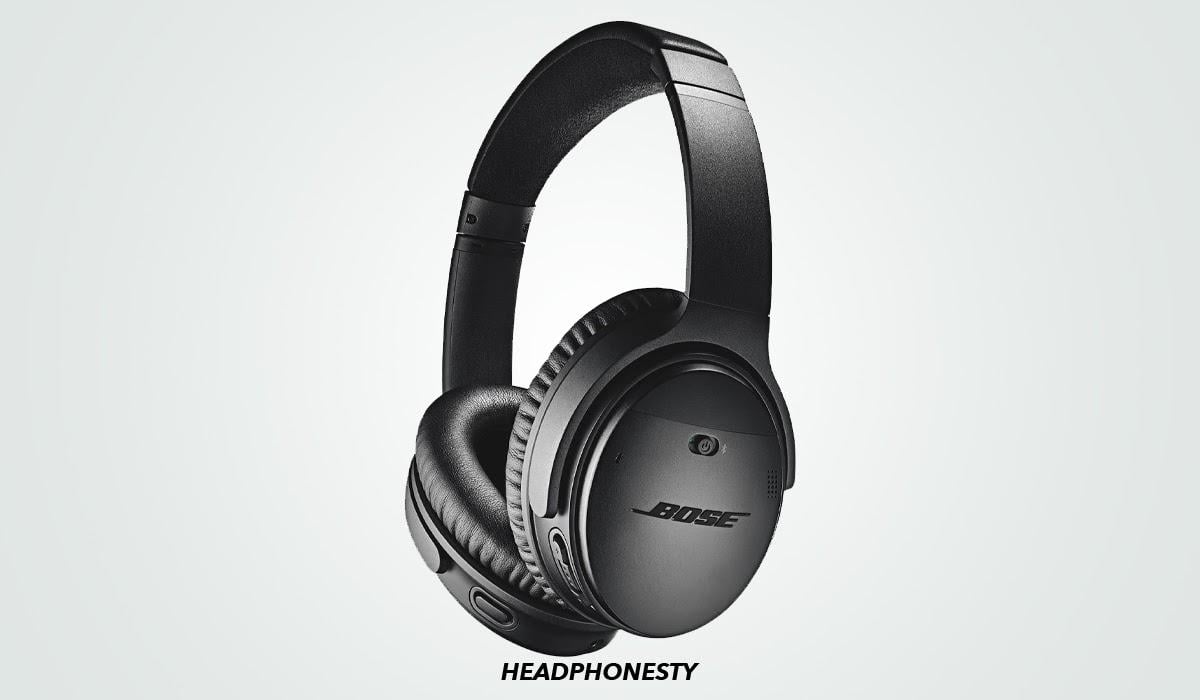 Close look at Bose QuietComfort 35 II (From: Amazon)