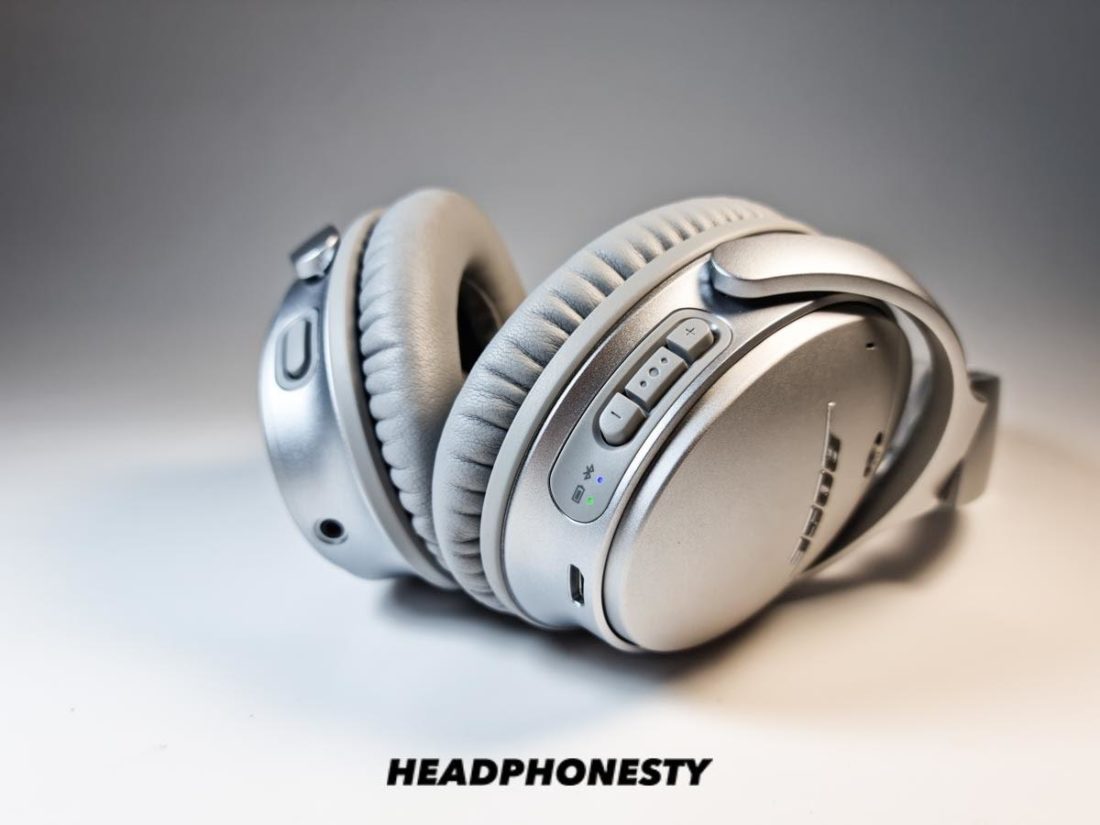 Bose Headphones Only Working in One Ear: Software and Hardware