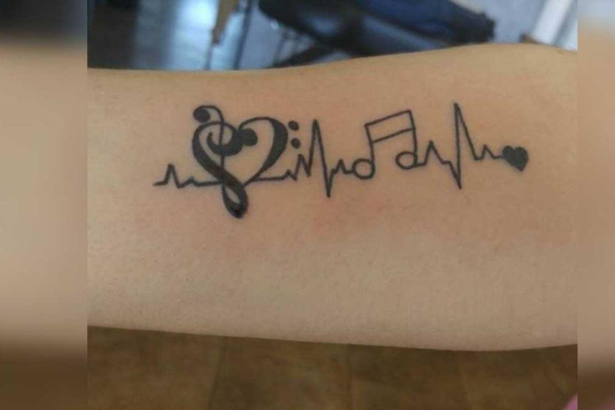 A musical EKG signal tattoo. (From: TattooFilter/Rick Sutherland)