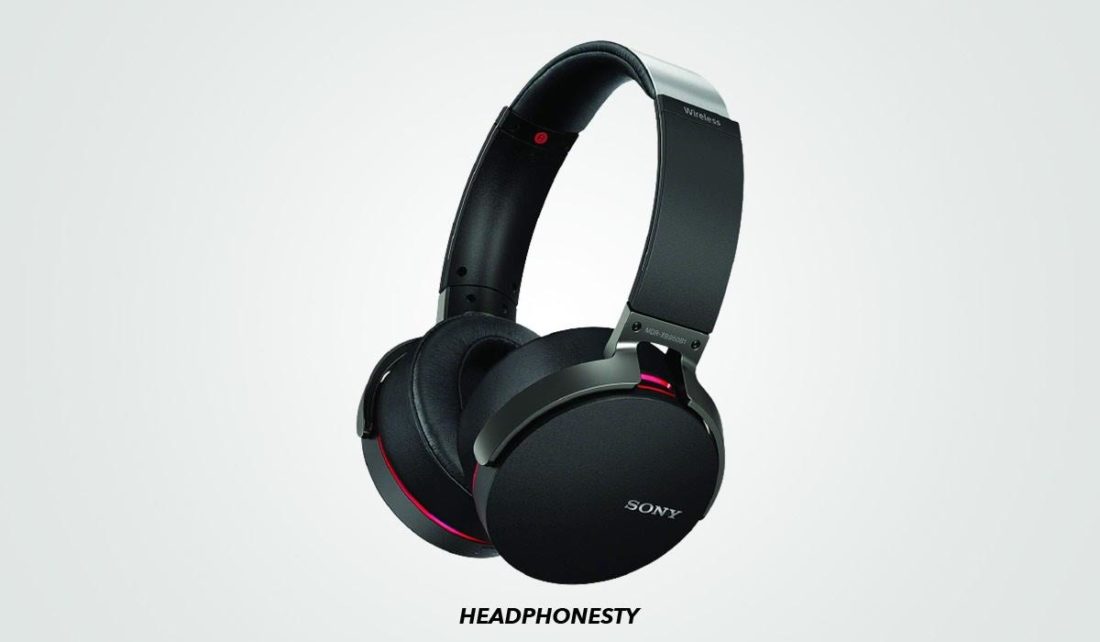 Close look at Sony MDR-XB950B1 (From: Amazon)