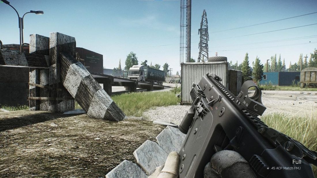 In game screenshot of Escape from Tarkov using the Logitech G Pro X.