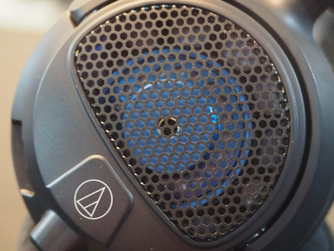 The honeycomb mesh on the ATH-GDL3 model displays the blue driver inside.