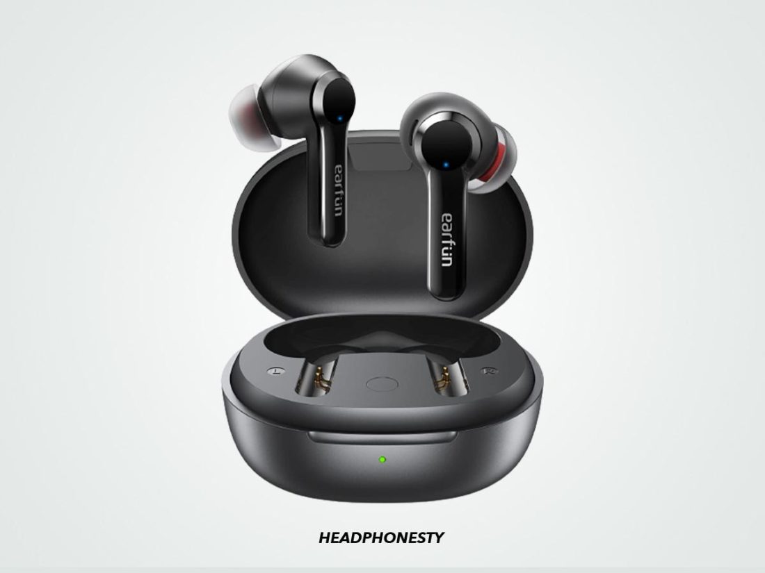 12 Best Earbuds with Microphone That Are Great for Calls [2022] -  Headphonesty