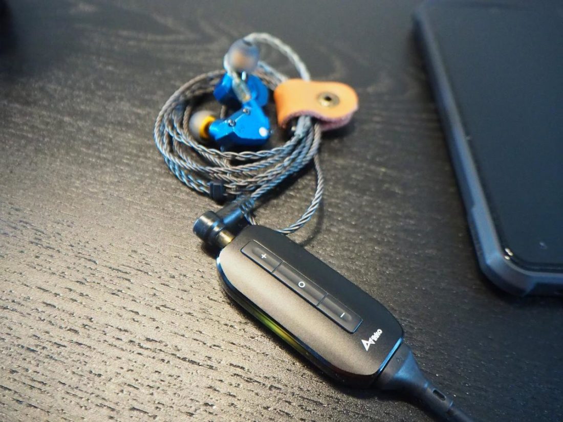 Magnetic connector, light weight, and three different modes make the Zerda ITM01 a versatile, entry-level, portable DAC dongle.