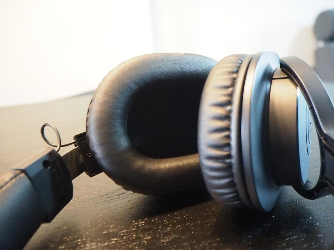 The PU leather ear pads could be more plush to create more room for your ears.