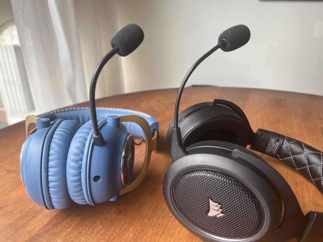 The G Pro X and HS70 Pro Wireless feature almost identical removable mics.
