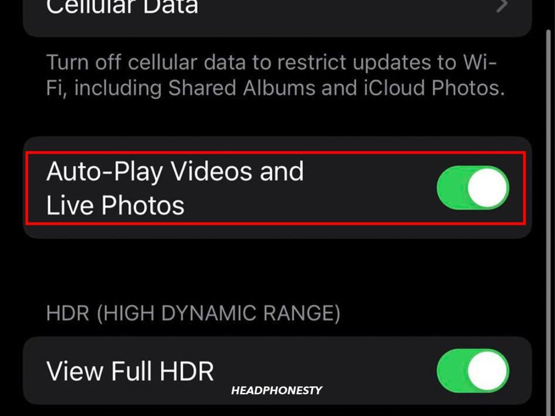 Toggling the Auto-Play Video and Live Photos option off