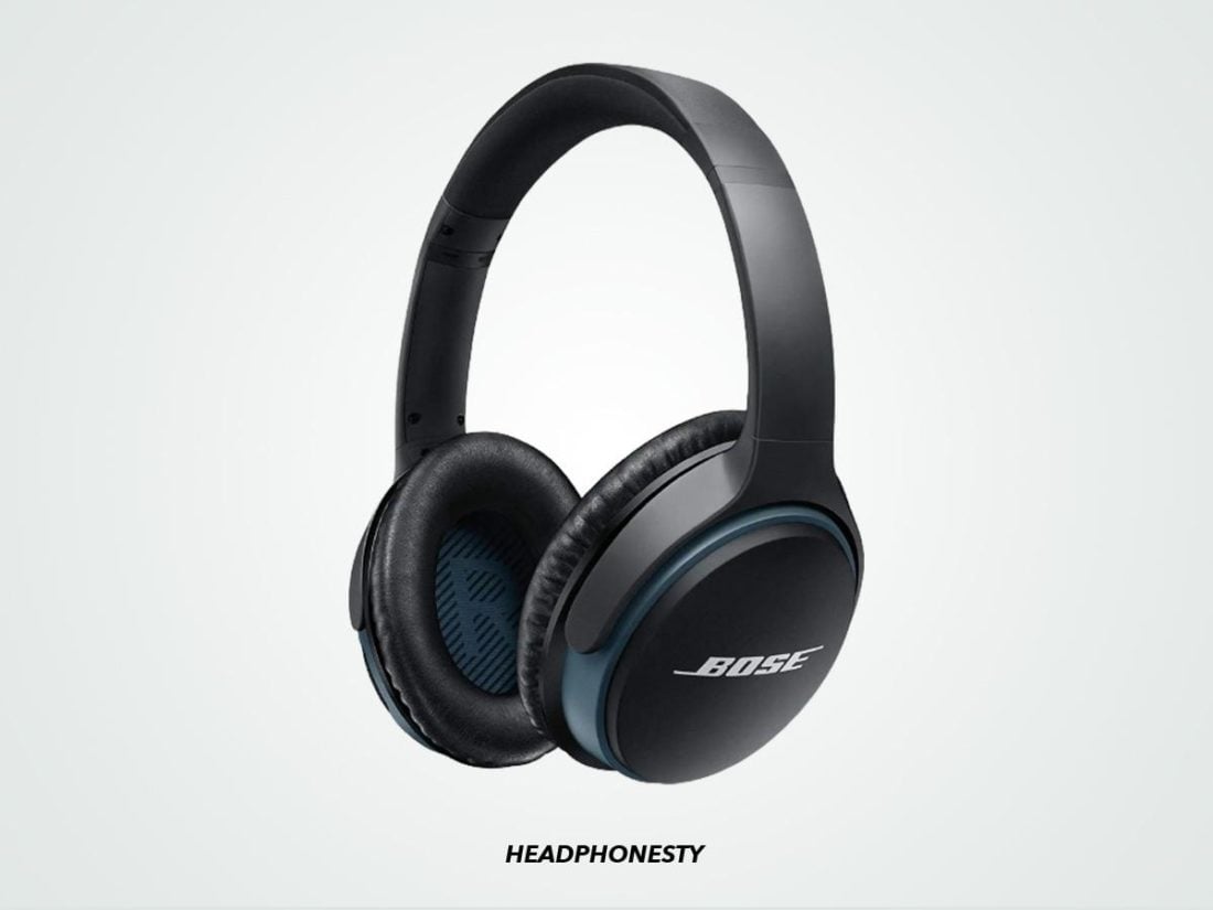 Close look at the Bose headphones (From: Amazon)