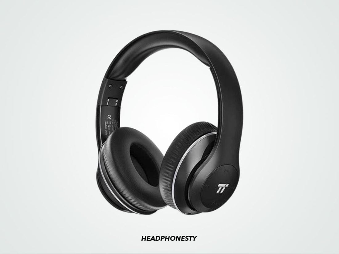 Close look at the TaoTronics headphones (From: Amazon)