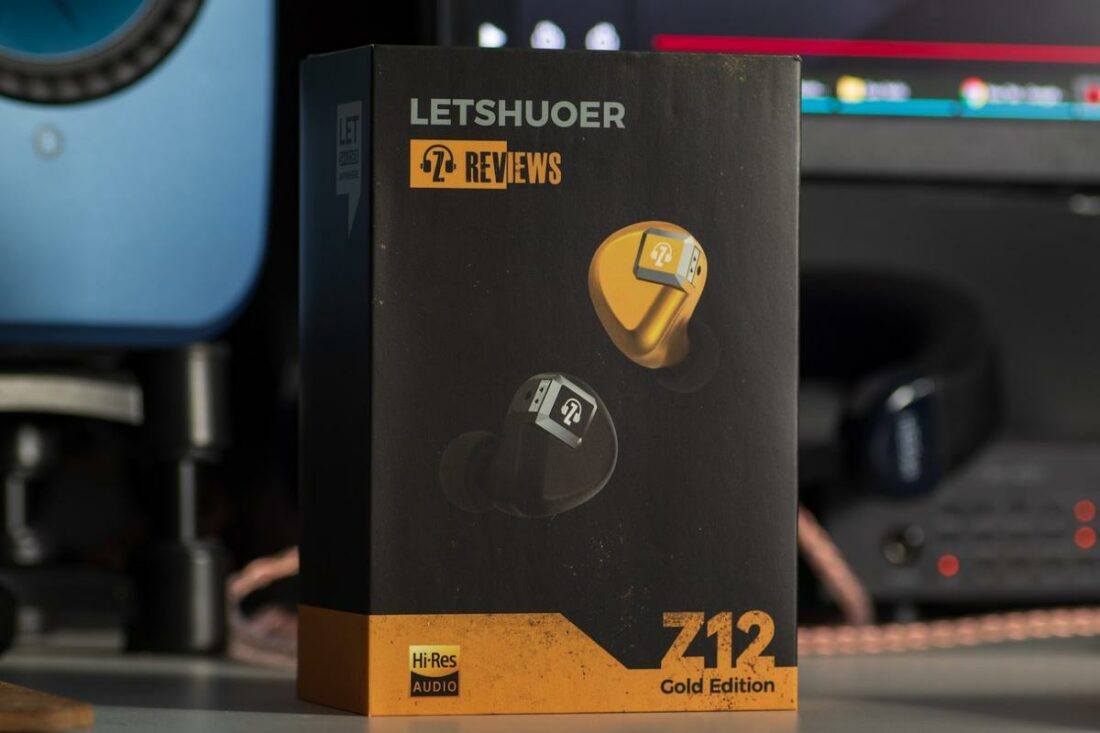 Z12 come in a practical packaging without any wasted space.