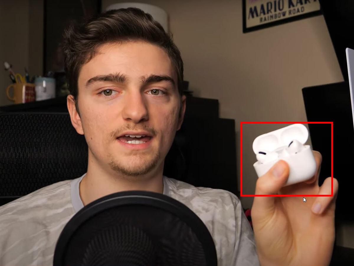 AirPods inside charging case (From: Youtube/Semi-Comprehensive Guide) 