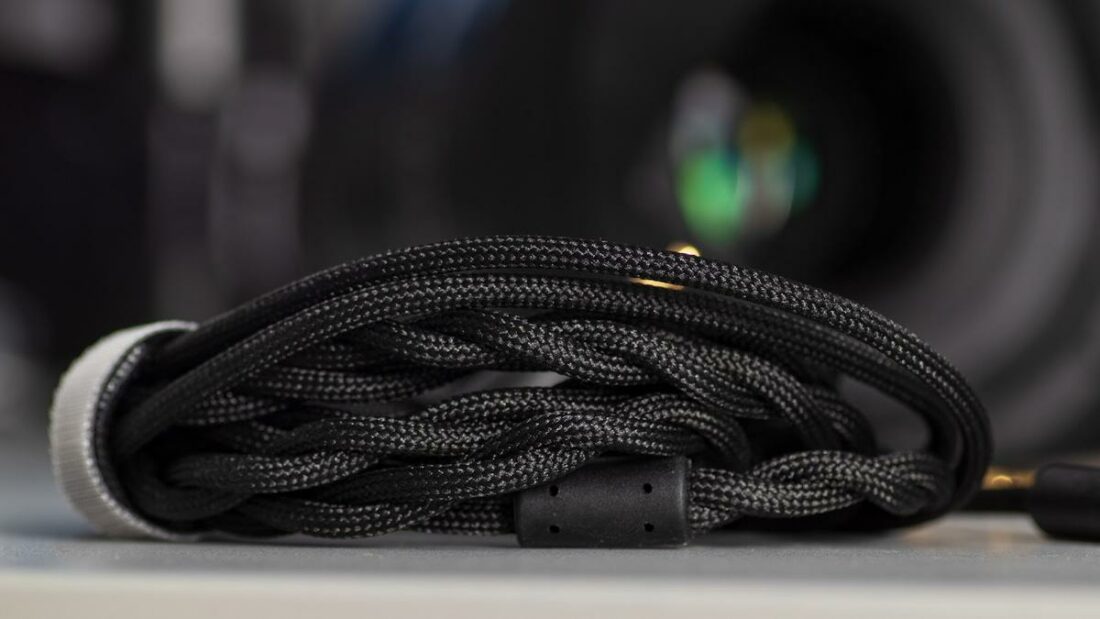 The stock cable has good ergonomics and should be sufficient for most users.