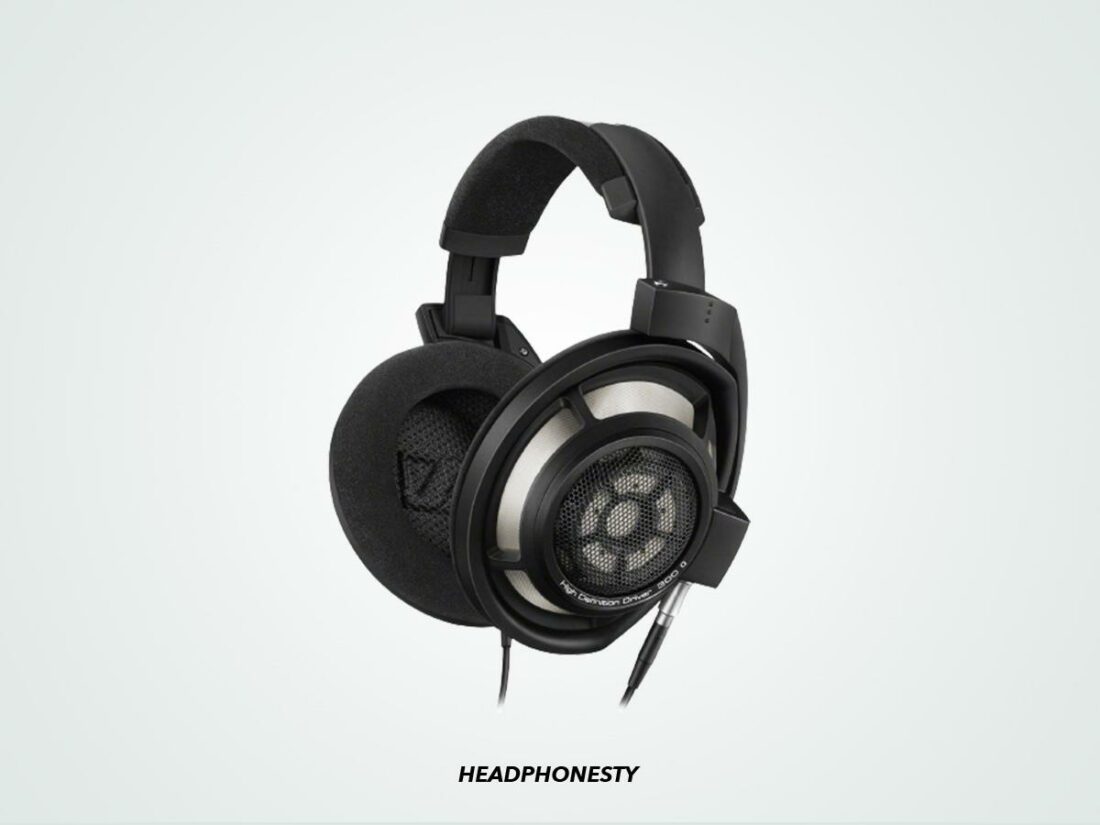 Close look at the Sennheiser HD800S (From: Amazon.com)