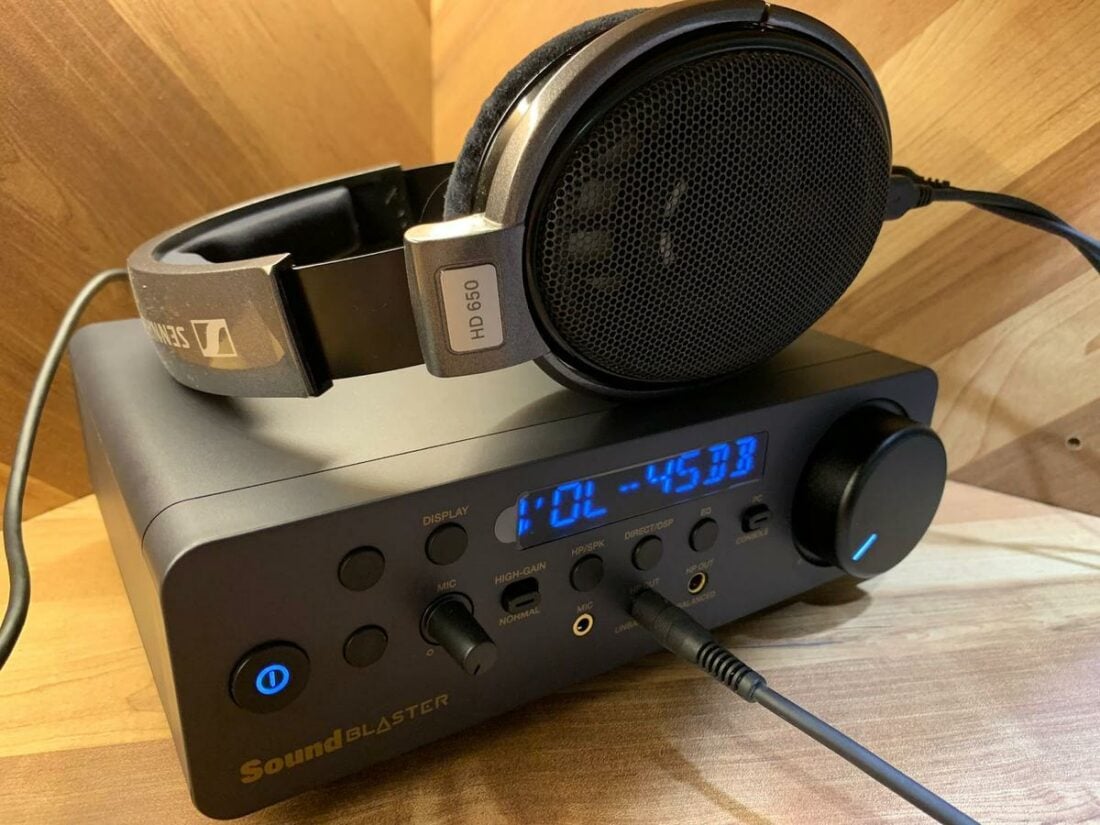 The HD650 can sound undynamic and boring with inadequate juice, but the X5 passes this examination.