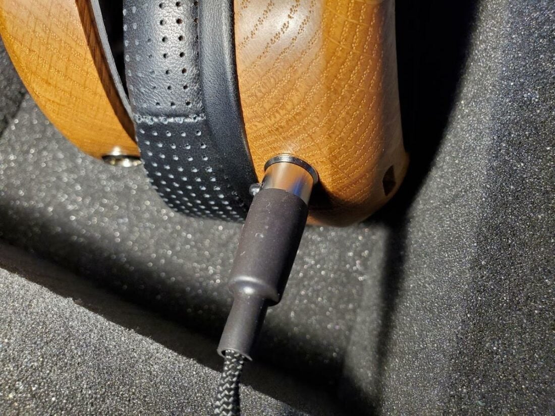 The mini-XLR connectors feel tight and reliable.