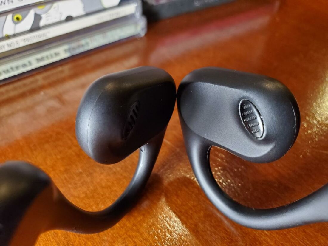 The way these hook over your ears is really nice for long-term comfort and convenience.