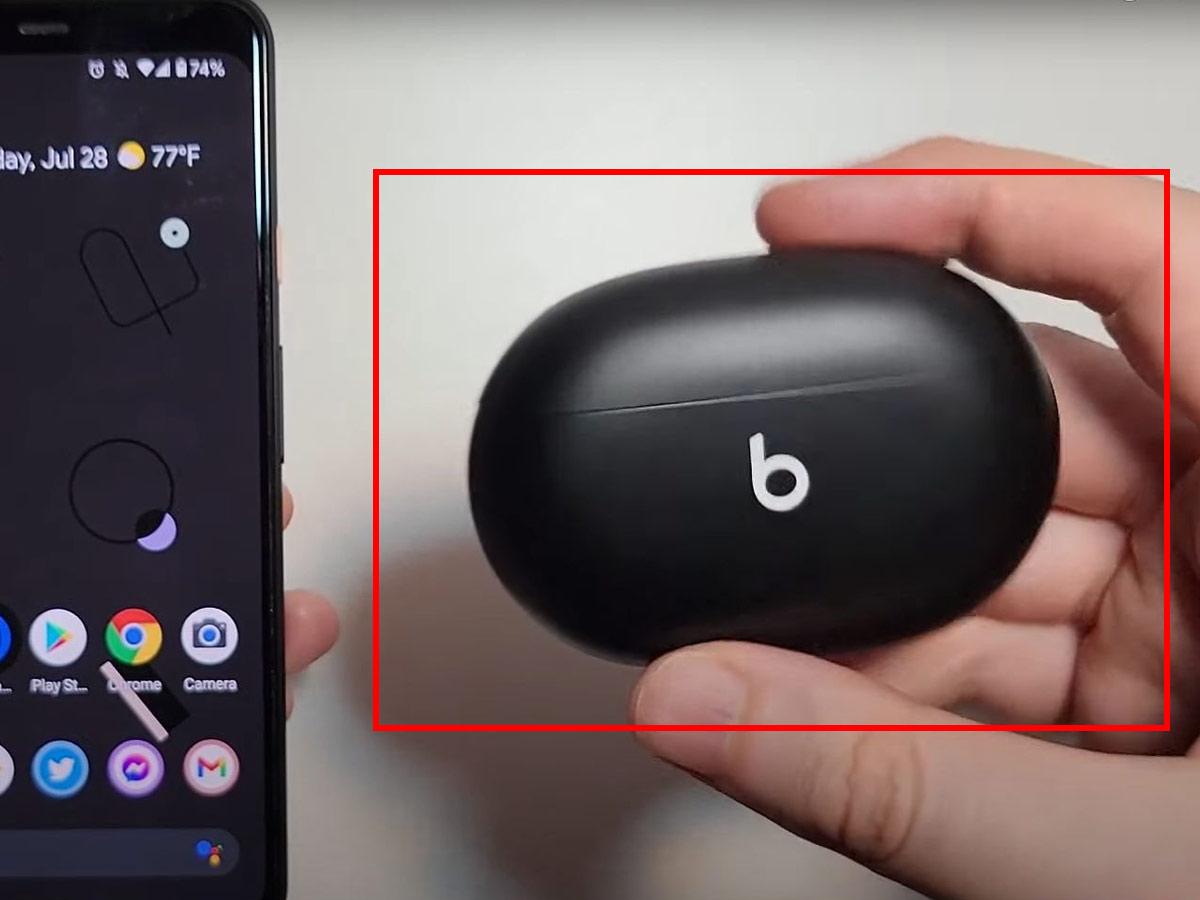 Beats Studio Buds inside the charging case. (From: Youtube/Tech Tips)