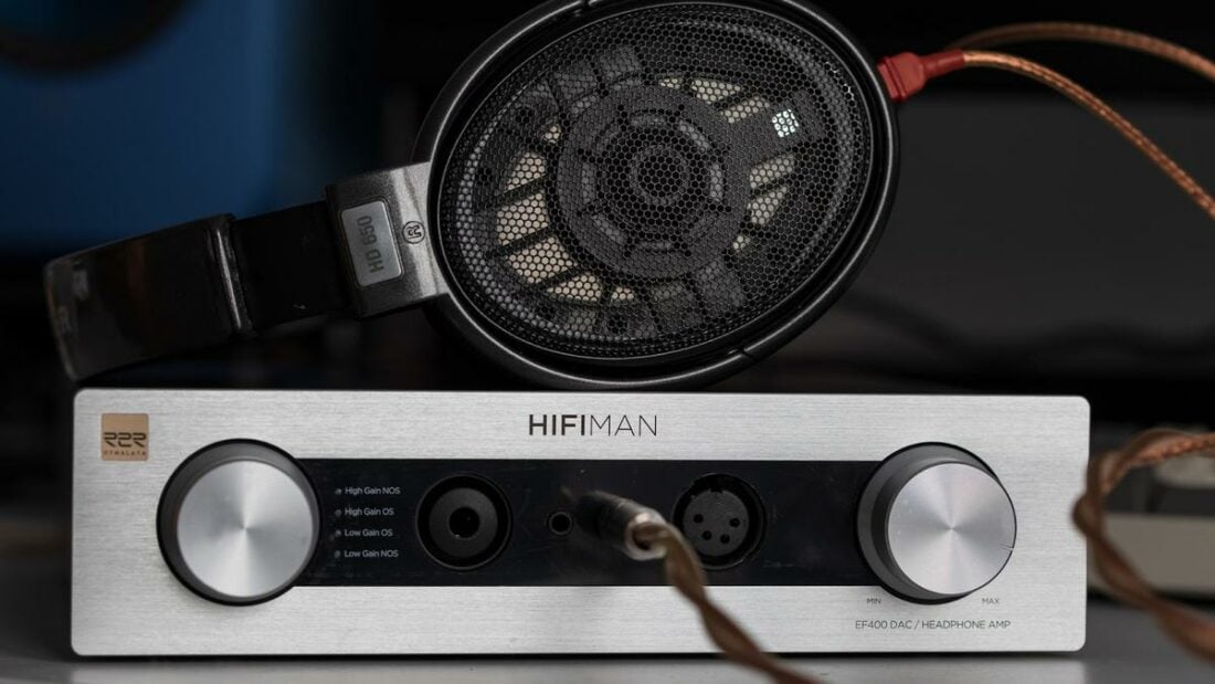 The EF400 pairs better with the HD650 from the single-ended out.